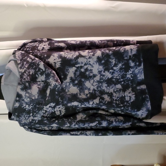 NWT Champion Hoodie - Picture 3 of 5